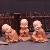 Pequeno sofá reclinável Maitreya ornamentos de lazer armário de TV doméstico decorações interessantes chinesas artesanato de resina fabricantes atacado