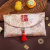 Modelo Nuevo 2026 Sobres Rojos de Tela para Año Nuevo Chino, Sobres Rojos de Dinero de la Suerte para Año Nuevo, Sobres Rojos Grandes de Alta Gama Bordados con Diseños de "Gong Xi Fa Cai" y "Wan Yuan"