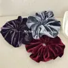 Goma para el pelo de terciopelo retro simple estilo coreano Elegante Versátil Cuerda para el pelo de coleta Moda Flor para el pelo de alta gama