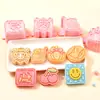 Serie de moldes para paletas con múltiples diseños simulando varios patrones como calabaza, cara sonriente, cereza, herramientas de horneado con impresión DIY