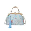 Nova Bolsa de Mão Estilo Chinês com Corrente de Pérolas 2026 Nova Moda Bordado Simples Elegante Bolsa de Ombro Único Transversal Bolsa de Festa