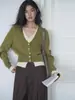 Cárdigan de punto verde estilo coreano con cuello en V, imitación de dos piezas, para mujer, capa base de otoño e invierno, abrigo suéter de alta gama