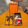 Regalos Pequeños y Prácticos para el Día del Maestro: Cadena de Perlas, Ramo de Flores de Hilo Hecho a Mano, Colgante para Llavero, Regalo de Agradecimiento para Estudiantes