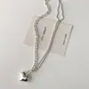 Collar Minimalista con Forma de Corazón para Mujer, Lujo Moderno y Asequible, Cadena para Clavícula Versátil Popular de Nuevo Estilo, Exquisita Cadena Creativa para el Cuello
