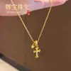 Collar con colgante de cruz de oro de estilo coreano de lujo ligero, cadena para la clavícula, simple y moderno, alto valor estético, diseño suave y único para usar en capas