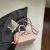 Bolsas de Nicho de Luxo para Mulheres 2026 Novas Versáteis Casuais Bolsas Transversais Femininas Mais Vendidas para o Dia a Dia Bolsas de Mão Platina