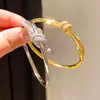 Pulseira com fecho de nó em zircônia, banhada a ouro 18K real, requintada, moderna, versátil, luxo leve, joias femininas de alta qualidade