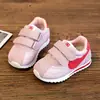 Zapatillas Deportivas para Niños 2026 Nuevos Modelos Primavera y Otoño Zapatos para Niños Zapatillas de Correr para Niñas Suela Blanda Casual Zapatos para Bebé con Estilo