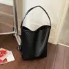 2026 Nuevo Bolso de Mano Tejido tipo Cubeta Hecho a Mano para Mujer, Correa Ancha Minimalista para el Hombro, Bolso de Hombro Único para Debajo del Brazo, Gran Capacidad, Estilo Casual