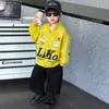Chaqueta de béisbol para niños estilo coreano, elegante prenda exterior para primavera y otoño, nuevo modelo 2026, chaqueta de moda estilo coreano para niños pequeños