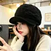Boina plisada de cuadros con lazo lindo coreano de alta calidad para mujer, estilo otoño, adelgazante de cara, gorra artística de pico de pato hacia adelante