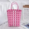 Bolsa de Palha Nova de Fábrica Bolsa Quadrada Pequena Cesta Plástica para Legumes Bolsa de Cor Pequena Cesta Combinando com Foto Bolsa de Praia Bolsa Feminina