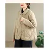 Tiro real 2026 Otoño/Invierno elegante acolchado con relleno chaqueta abrigo de algodón para mujer nuevo ligero cálido ajustado