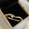 Pulseira Cobra Dourada com Diamantes Inteiros Distintiva Luxo Leve Moda Zircônia Cobra Pulseira Design de Nicho Sentido Joias Banhadas a Ouro Mulheres