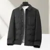 Chaqueta de plumón para hombre 2026 Otoño/Invierno Cuello camisero abatible Estilo camisa Joven Lujo Negocios Cálido Estándar Nacional Abrigo de plumón Moderno