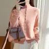 Cardigã grosso vazado de outono e inverno para o trajeto, suéter elegante de malha vazada de veludo com sete pontos, estilo vintage para o local de trabalho e o trajeto