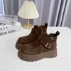 Botas da Moda com Sola Grossa Retro, Aveludadas, 2026, Estilo Coreano, Novas, Que Aumentam a Altura, Femininas, Zíper Lateral, Botas de Cano Curto de Camurça, Botas Birkenstock