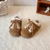 Zapatos Casuales de Algodón para Niñas 2025 Invierno Nuevos Infantiles Retro Forrados de Felpa para Bebé Suela Suave Casual Botas de Nieve
