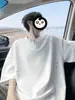 Camiseta de manga corta con cuello en V y remaches para hombre, diseño moderno de estilo americano para verano, top holgado y versátil para adolescentes