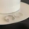 Anel aberto minimalista em formato de estrela com detalhes em prata, único e doce, elegante e versátil, anel super brilhante para o dedo indicador