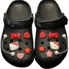 Lindo Moño de Niña Cadena de Perlas de Gato Kt Compatible con Charms para Zapatos tipo Clogs Accesorios Decorativos Desmontables
