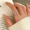 Coleção de Anéis de Moda Minimalistas Versáteis Estilo Coreano com Senso de Design, Luxo Leve Exquisito, Sensação de Alto Padrão, Joias Estilo Ins para Mulheres