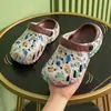 Nuevos Zuecos de Verano de Moda para Niños, Sandalias Cerradas Antideslizantes de Suela Gruesa para Niños Mayores, Pantuflas Ligeras para Exteriores