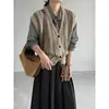 Chaleco de Punto Retro de Cuello V Rayado sin Mangas Estilo Old Money de Jiangzuo para Mujer, Prenda Versátil para Superponer en Otoño 1030