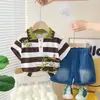 Traje Coreano Transpirable de Manga Corta para Bebé 2025 Verano Conjunto de Dos Piezas de Manga Corta con Letras de Espuma para Niños Estilo Moderno