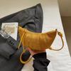 Bolsa Fosca Estilo Western Retrô Feminina Grande Capacidade Outono 2025 Nova Bolsa Transversal de Nicho Bolsa Dumpling para o Dia a Dia