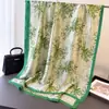 Primavera y verano delgado estampado simulación brocado sedoso protección solar luz rima flor azul bufanda de seda bufanda larga chal turbante versátil bufanda
