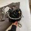 Bolso Pequeño Bordado con Diamantes de Nuevo Estilo para Mujer Verano 2026, Bolso Cruzado Diario Elegante y Versátil, Bolso Cubo de Moda y Súper Popular