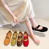 Zapatos Mary Jane retro versátiles franceses para la noche, nueva versión coreana otoño 2026, zapatos planos con una sola correa de hebilla, zapatos de corte bajo