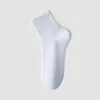 Calcetines de Algodón de Color Sólido para Mujer, Calcetines de Media Pantorrilla Otoño e Invierno, Calcetines Blancos, Deportivos Sin Costuras Resistentes al Olor Primavera, Otoño e Invierno Calcetines Cortos