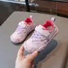 Zapatillas Deportivas de Velcro para Niños Estilo Primavera/Otoño 2026 Unisex Bloque de Color Zapatos de Entrenamiento Alemanes Malla Transpirable Suela Suave Zapatos Casuales