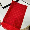 Bufanda Larga con Patrón de Letras 2026, Nuevo Estilo Otoño/Invierno para Microempresa, Cálido Chal de Imitación Cachemir Jacquard Espesado para Mujer, Venta al por Mayor