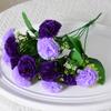 Ramo de claveles artificiales para el hogar, hotel, boda, decoración de boda, mano sosteniendo una pequeña flor, flores artificiales al por mayor