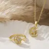 Colar com Rotação Livre, Joia Popular de Exportação Europeia e Americana para Mulheres, Cobre Inlaid com Zircônia, Anel Aberto de Aço Inoxidável Estrela e Lua