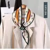 Bufanda de Seda Rayada a Cuadros de Seda Simulada Europea y Americana Bufanda Larga de Seda con Rayas Anguladas Bufanda para Cuello de Camisa de Combinación de Primavera y Verano Bufanda para Mujer