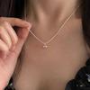 Estilo Minimal Colar de cereja pequeno Moda Feminina All-match Personalidade Nicho Design High-end Sense Jewelry Clavicle Chain Nova Moda