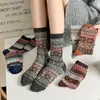 Meias Femininas de Algodão com Padrão Ondulado, Comprimento Médio da Panturrilha, Estilo Renaissance Retro Étnico, Costura Dupla de Agulha Dupla, Estilo Designer 2026 Novo Modelo