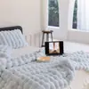 Manta Popular Estilo Ins Transfronteiriça de Pelo de Coelho Grosso para Aquecimento de Inverno, Adequada para Quarto e Escritório, Não Solta Fios e Antiestática
