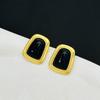 Pendientes de lujo con diseño de ojo de gato Xiyin, sencillos y ligeros, de estilo coreano, cuadrados, negros, de acero y titanio, minimalistas, sin decoloración.