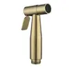 Acessório de vaso sanitário pistola de spray torneira sem acionamento impulsionador de descarga de vaso sanitário bico portátil pistola de água limpador feminino