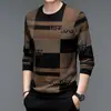 Camisa Pequena de Meia-idade Outono e Primavera Camiseta de Manga Longa Roupas de Outono e Primavera Peça Externa Moda Camisa Básica Camiseta Interna Top Masculino para Cabelo