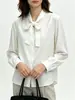 Ropa de Temperamento 2026 Otoño Viaje al Trabajo Camisa Blanca Mujer Sensación de Alta Gama Top Diseño de Ropa para Mujer Camisa con Cinta Fluida Manga Larga