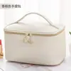 Nova bolsa de maquiagem em couro PU com padrão cruzado, bolsa de higiene pessoal à prova d'água, nécessaire multifuncional portátil para armazenamento de skincare