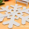 A decoração da cena da festão do Natal que o Papai Noel do floco de neve da árvore de Natal pode escolher o grupo misturado