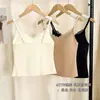 Camisola sin costuras de encaje para otoño e invierno para mujer con copas, diseño de un solo hombro con espalda bonita, adecuada para usar en capas o como prenda exterior.