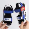 25 sandalias nuevas para niños casuales estudiantes de primaria suela suave playa velcro niños pequeñas grandes sandalias infantiles venta al por mayor